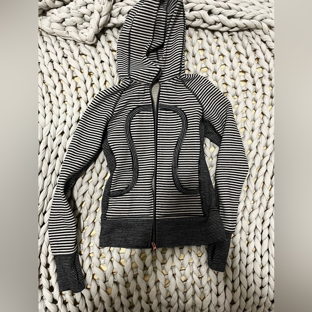Lululemon Scuba Hoodie Limited Edition